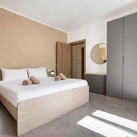 アパート Spacious And Refined 3 Bedroom Duplex Karp1-1